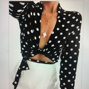 polka dot - wrap shirt ⚪️⚫️